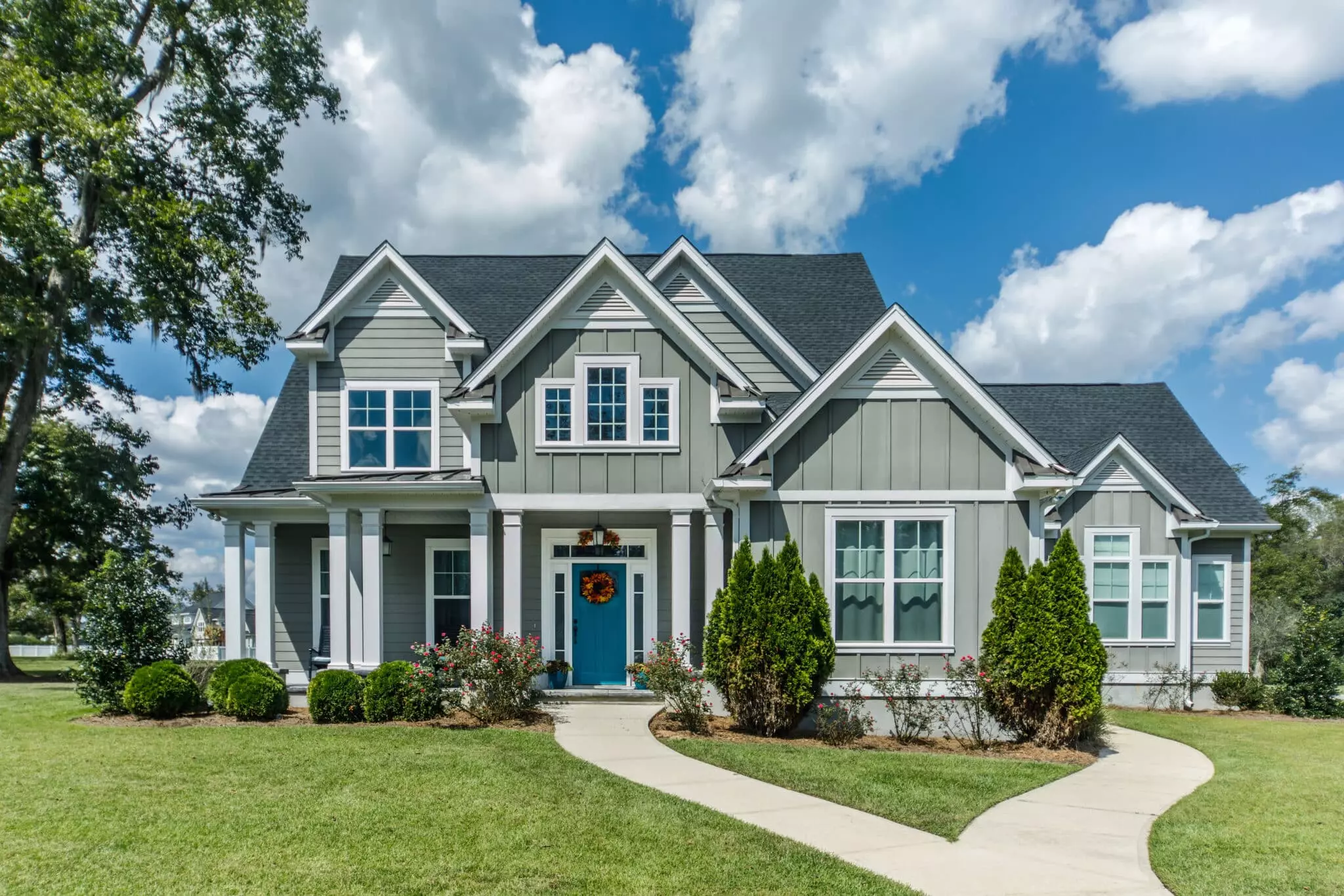 Explore Hartford Insurance's reliable and flexible homeowner policies.